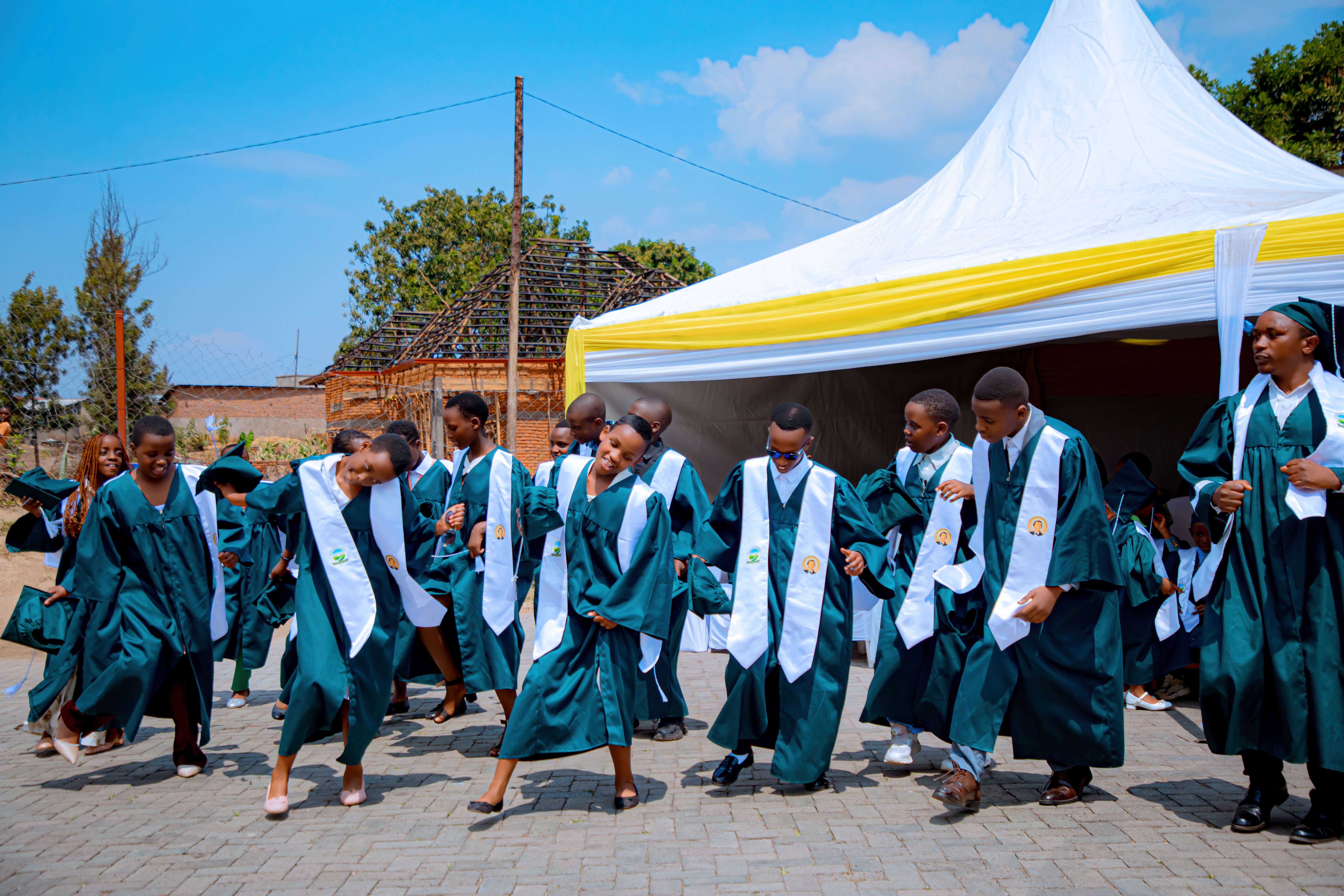 École Les Pionniers – Cérémonie de remise des diplômes 2026